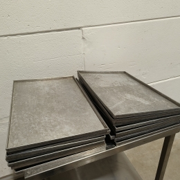 16 plaques de cuisson en aluminium (60x40)